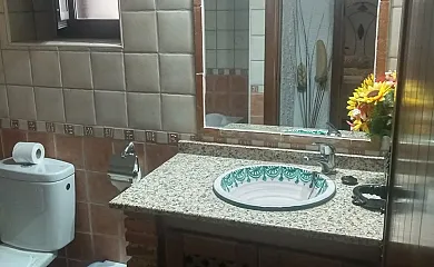 Casas Cueva Elvira y Vanesa en Hinojares (Jaén) - Foto 17