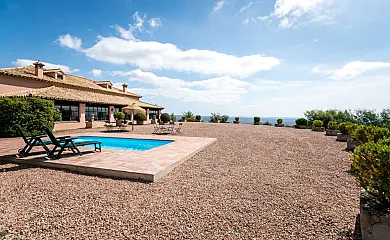 Cortijo Casa Alta (El Revuelo) en Constantina (Sevilla) - Foto 2