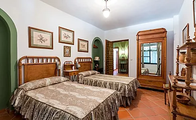 Cortijo Casa Alta (El Revuelo) en Constantina (Sevilla) - Foto 11