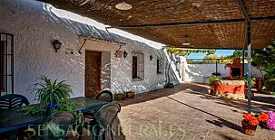 El Cortijuelo de la Media Luna 003