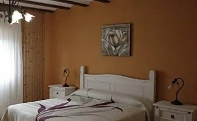 Casona de Santa Coloma en Matute de la Sierra (Soria) - Foto 2