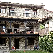 Casona de Santa Coloma 001