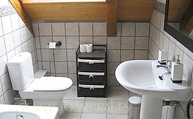 Burret I y II en Ochagavía (Navarra) - Foto 3