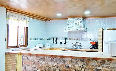 Casa Rural Los Teatinos en Casas de Fernando Alonso (Cuenca) - Foto 3