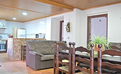 Casa Rural Los Teatinos en Casas de Fernando Alonso (Cuenca) - Foto 4