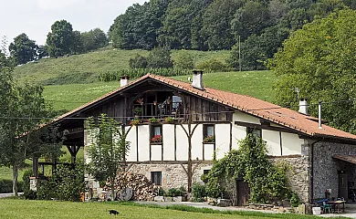 Otardi Landa Aterpetxea en Asteasu (Guipuzcoa) - Foto 1