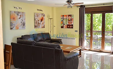 Casa Entre Rosales en Candeleda (Ávila) - Foto 24