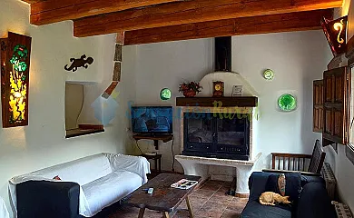 Los Ahijaderos de Tus en Yeste (Albacete) - Foto 13