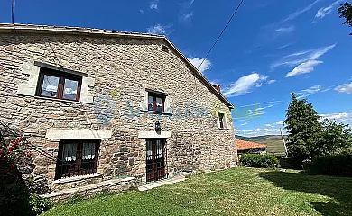 Casa Rural La Golondrina en San Martin de Hoyos (Cantabria) - Foto 1