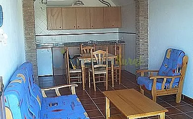 Complejo el Lago en Castillejar (Granada) - Foto 9