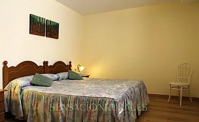 Casa Manchito I y II en Izal (Navarra) - Foto 4