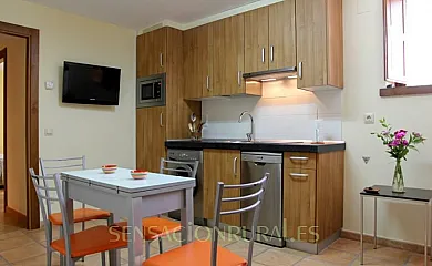 Casa Manchito I y II en Izal (Navarra) - Foto 6