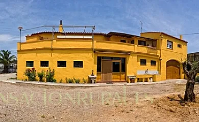 Mas Lacosta en Vila-Sacra (Girona) - Foto 2