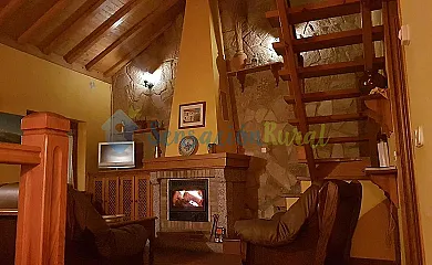 Casillo del Abuelo Goyo en Navarredonda de Gredos (Ávila) - Foto 4