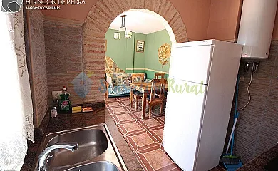Casa Rural El Rincón de Piedra en Enguidanos (Cuenca) - Foto 4