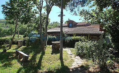 Casa Rural Jardín Mandala en Brañosera (Palencia) - Foto 2