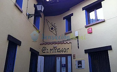 Posada Restaurante El Mirador en Frías de Albarracín (Teruel) - Foto 2