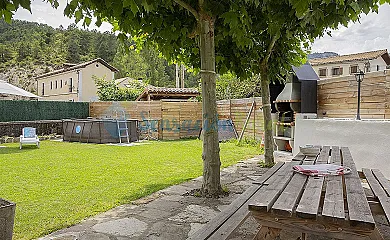 Casa Maestro en Izal (Navarra) - Foto 2