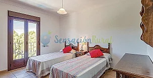 Lake View Villa 0011