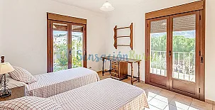 Lake View Villa 0024