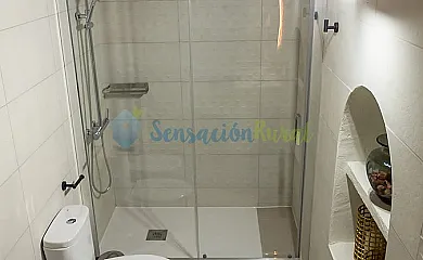 Alojamientos Turísticos Biarritz en Fuenteheridos (Huelva) - Foto 6