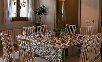 Alojamientos Turísticos Biarritz en Fuenteheridos (Huelva) - Foto 12