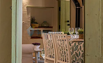 Alojamientos Turísticos Biarritz en Fuenteheridos (Huelva) - Foto 14