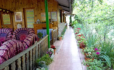 La Casa Mágica de Gredos en Madrigal de la Vera (Cáceres) - Foto 2