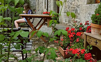 La Morada de Vadinia en Vegacerneja (León) - Foto 8