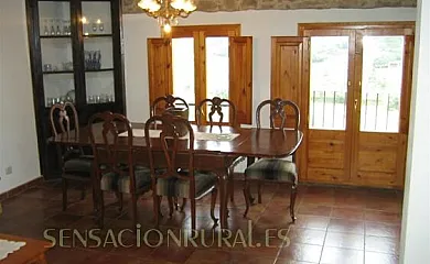 Cal Camats en Artesa De Segre (Lleida) - Foto 2