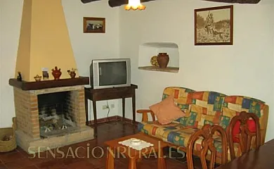 Cal Camats en Artesa De Segre (Lleida) - Foto 3