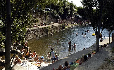 Casas Rurales Acebuche en Casas Del Monte (Cáceres) - Foto 3