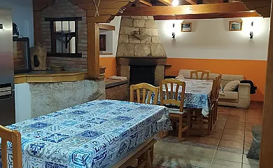 El Abuelo en Orbaneja Del Castillo (Burgos) - Foto 3