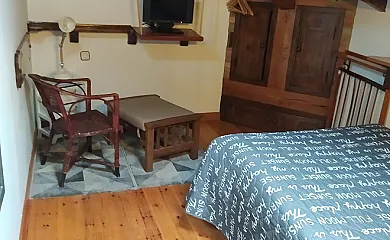 El Abuelo en Orbaneja Del Castillo (Burgos) - Foto 18