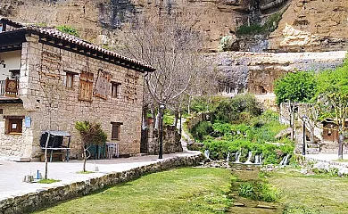 El Abuelo en Orbaneja Del Castillo (Burgos) - Foto 1