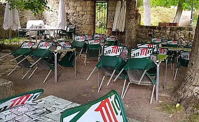 El Abuelo en Orbaneja Del Castillo (Burgos) - Foto 5