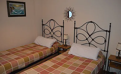 Alojamiento Bodega Legán en Cadalso de los Vidrios (Madrid) - Foto 9