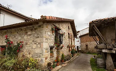 Casa Nivia en Las Rozas (Asturias) - Foto 1