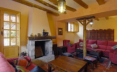 Posada Cierzo y Sabina en Tosos (Zaragoza) - Foto 2