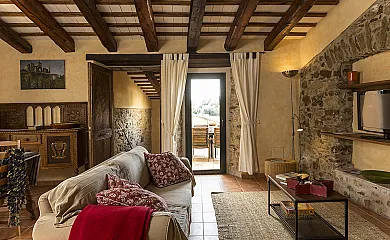 Can Puigmiquel en Sant Sadurní de L´heura (Girona) - Foto 8