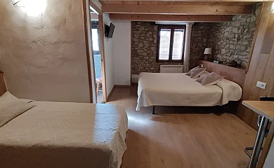 Masia Serret en Ager (Lleida) - Foto 3