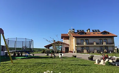 Rancho Santa Gerónima en Langre (Cantabria) - Foto 1