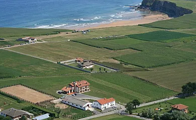 Rancho Santa Gerónima en Langre (Cantabria) - Foto 2