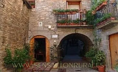 Casa Dueso en El Pueyo de Araguás (Huesca) - Foto 1