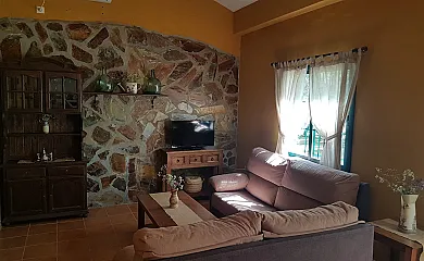 Encinar de Escardiel en Castilblanco de los Arroyos (Sevilla) - Foto 20