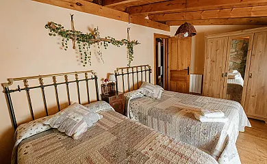 El Cañico en Otero De Bodas (Zamora) - Foto 13