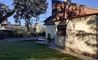 La Casa de Robledo en Parque Robledo (Segovia) - Foto 1