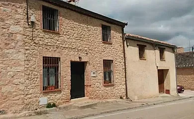 Casa Rural El Recuenco en Adrada de Piron (Segovia) - Foto 1