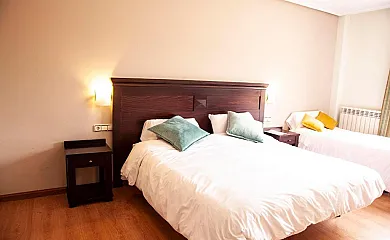 Hotel Rural Camero Viejo - Hogar Ayu Maya en Laguna de Cameros (La Rioja) - Foto 10