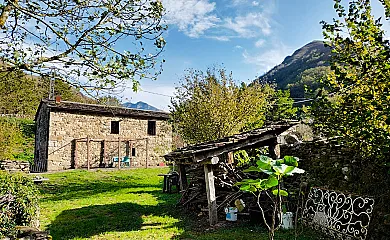 Casas Rurales Cascadas del Río Aján en Vega de Pas (Cantabria) - Foto 4